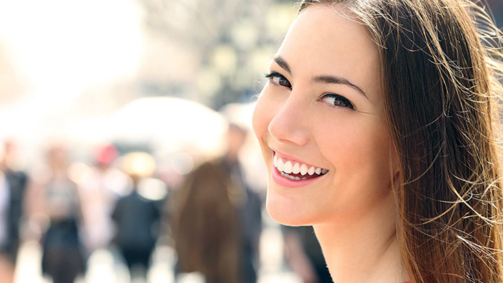 GEBITSRENOVATIE ANTWERPEN PRIJZEN DENTAL CARE CLINIC BRASSCHAAT BELGIE